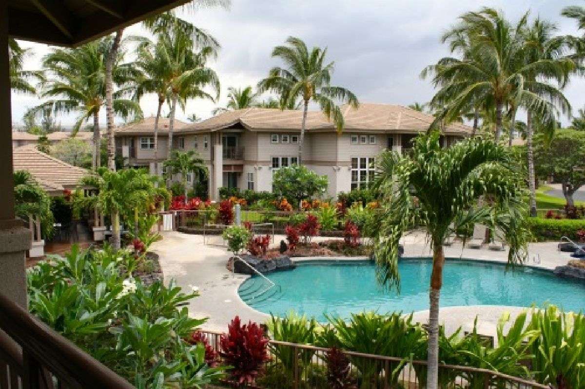 Waikoloa Colony Villas 5 ColonyVillasPool1