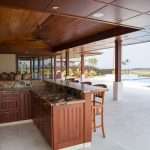 KKOutdoorBar